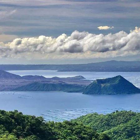 New Orleans Tagaytay Hotel